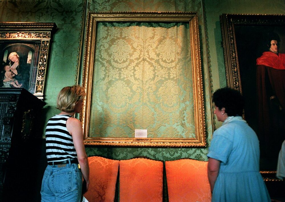 Empty frames in the Dutch Room of the Isabella Stewart Gardner Museum after the 1990 heist